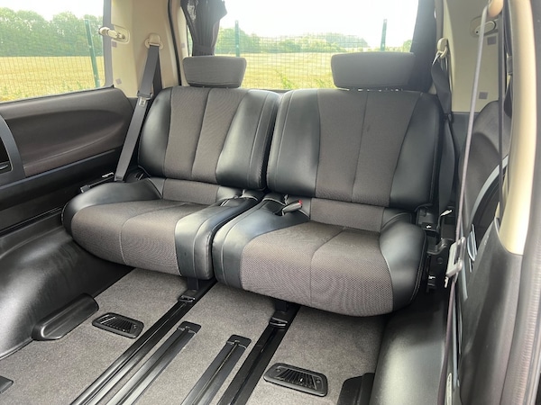 Used Nissan Elgrand 2006 for sale - 74072356: Photo 12