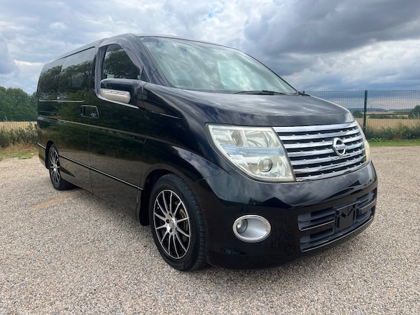 Used Nissan Elgrand 2006 for sale - 74072356: Photo 2