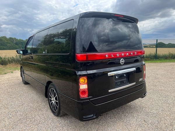 Used Nissan Elgrand 2006 for sale - 74072356: Photo 3