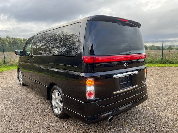 Used Nissan Elgrand 2007 for sale - 69512851: Photo 3