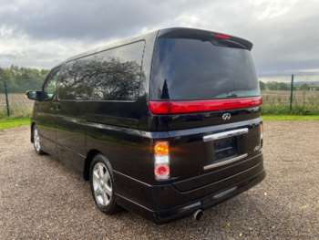 Used Nissan Elgrand 2007 for sale - 69512851: Photo