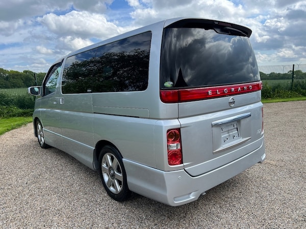 Used Nissan Elgrand 2007 for sale - 69886099: Photo 3