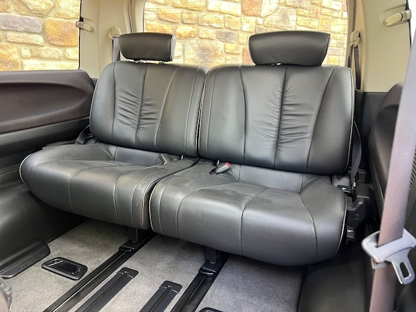 Used Nissan Elgrand 2009 for sale - 70235391: Photo 12