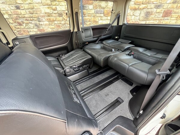 Used Nissan Elgrand 2009 for sale - 70235391: Photo 13