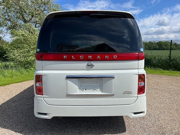 Used Nissan Elgrand 2009 for sale - 70235391: Photo 8