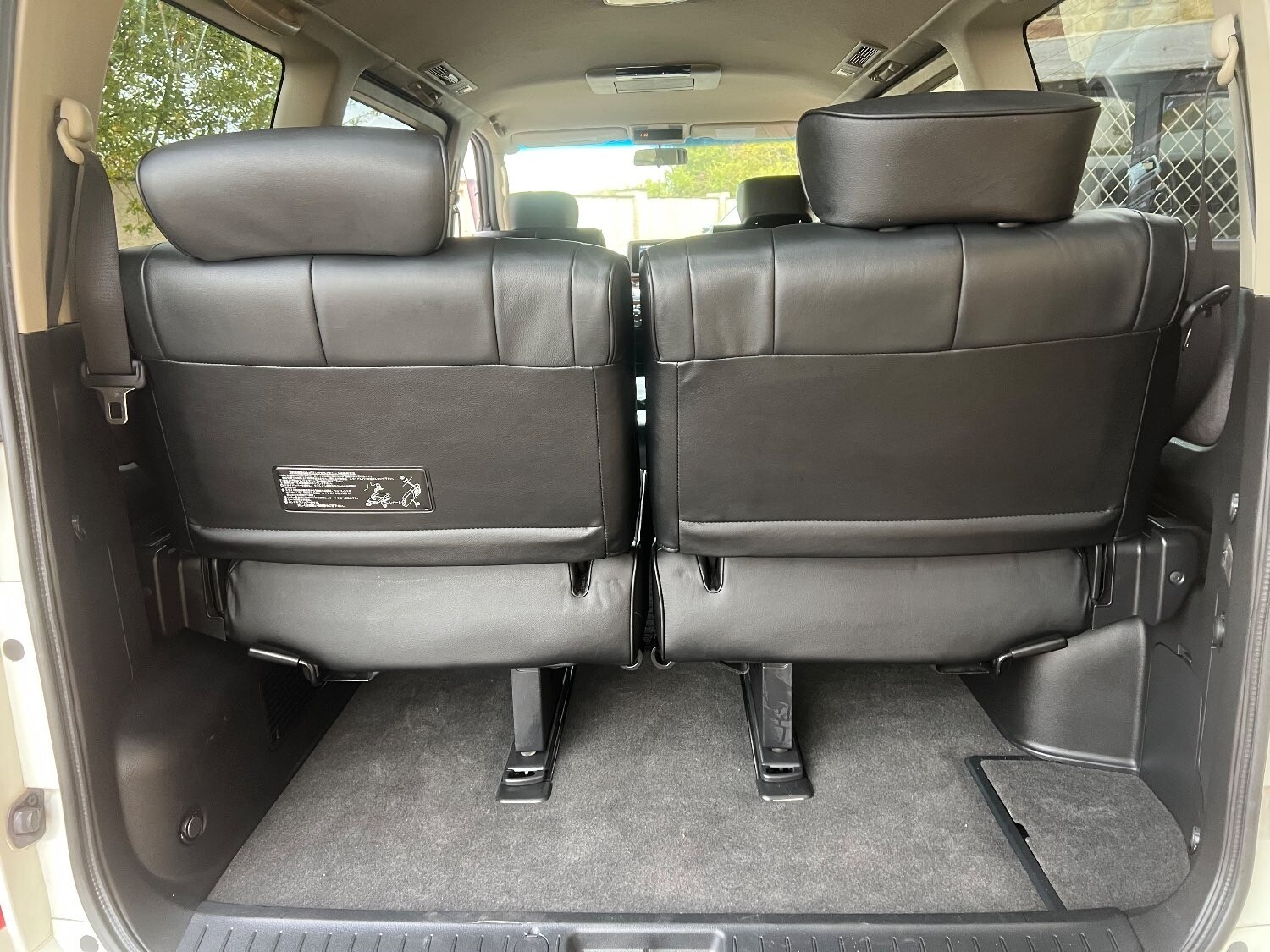 Used Nissan Elgrand 2008 for sale - 75016213: Photo 17