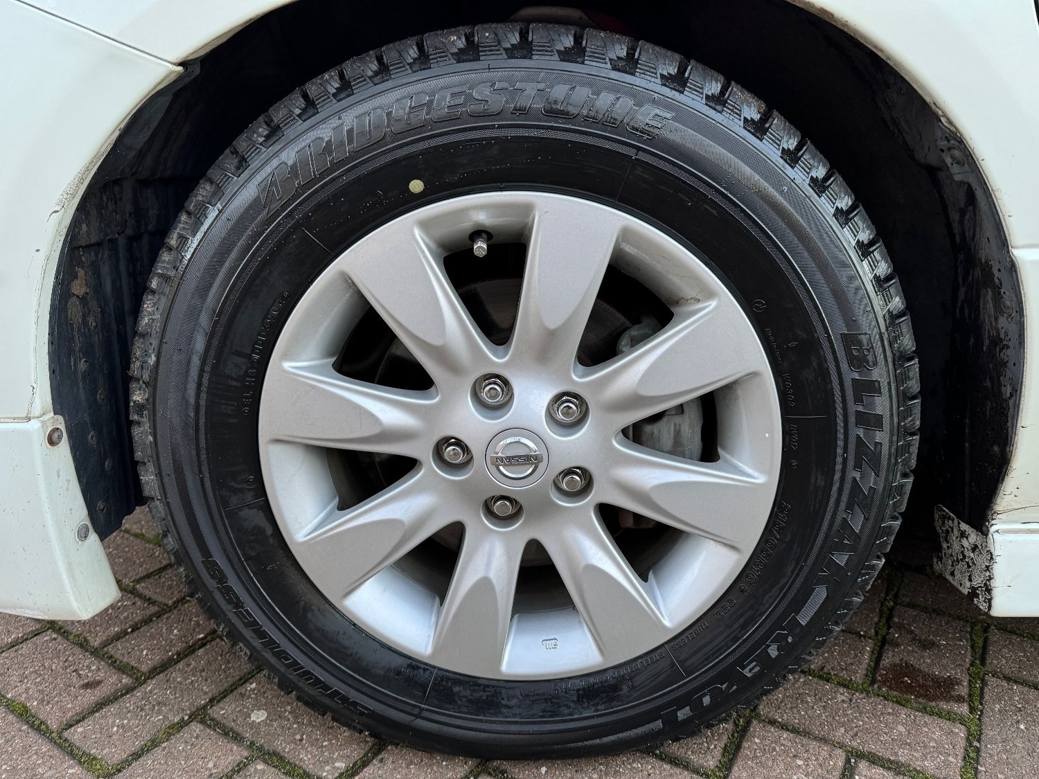 Used Nissan Elgrand 2004 for sale - 75661727: Photo 18