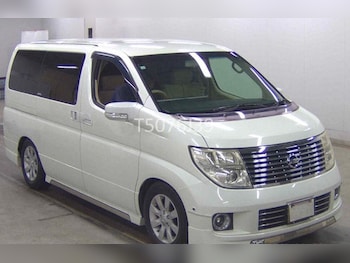 Used Nissan Elgrand 2004 for sale - 75661727: Photo