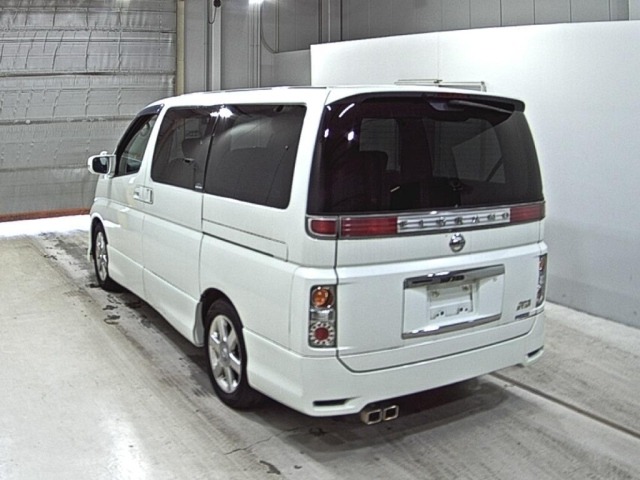 Used Nissan Elgrand 2010 for sale - 78149942: Photo 3