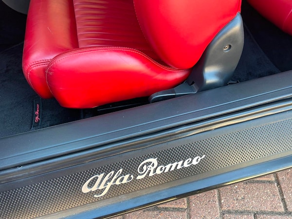 Used Alfa Romeo GTV 1999 for sale - 65409981: Photo 15