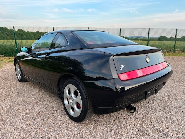 Used Alfa Romeo GTV 1999 for sale - 65409981: Photo 3