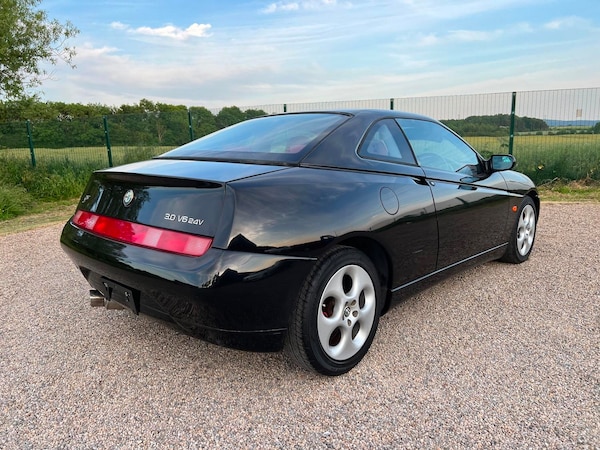 Used Alfa Romeo GTV 1999 for sale - 65409981: Photo 4