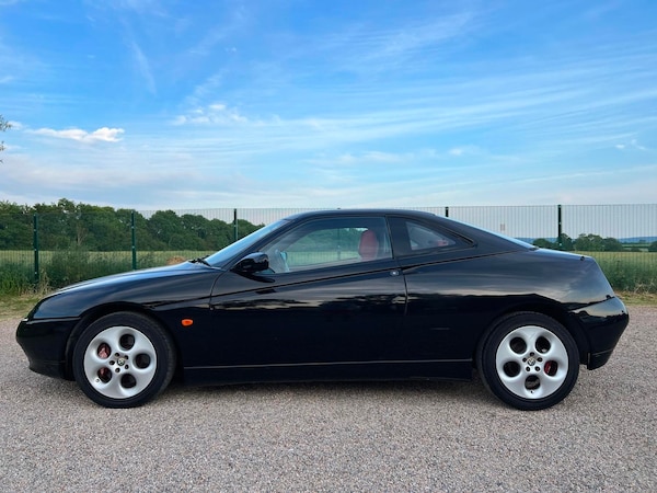 Used Alfa Romeo GTV 1999 for sale - 65409981: Photo 5