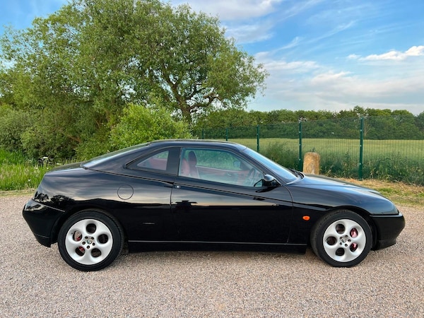 Used Alfa Romeo GTV 1999 for sale - 65409981: Photo 6