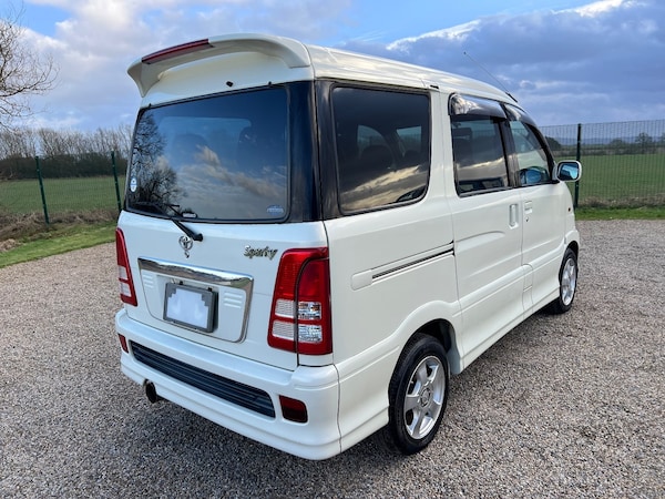 Used Toyota Sparky 2000 for sale - 68951717: Photo 4