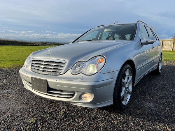 Used Mercedes-Benz C Class 2005 for sale - 68811934: Photo 1