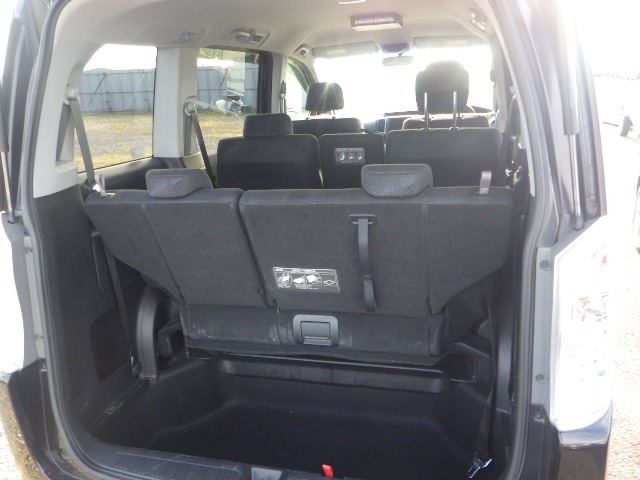 Used Honda Stepwagon 2012 for sale - 76064892: Photo 12