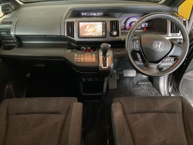 Used Honda Stepwagon 2012 for sale - 76064892: Photo 5