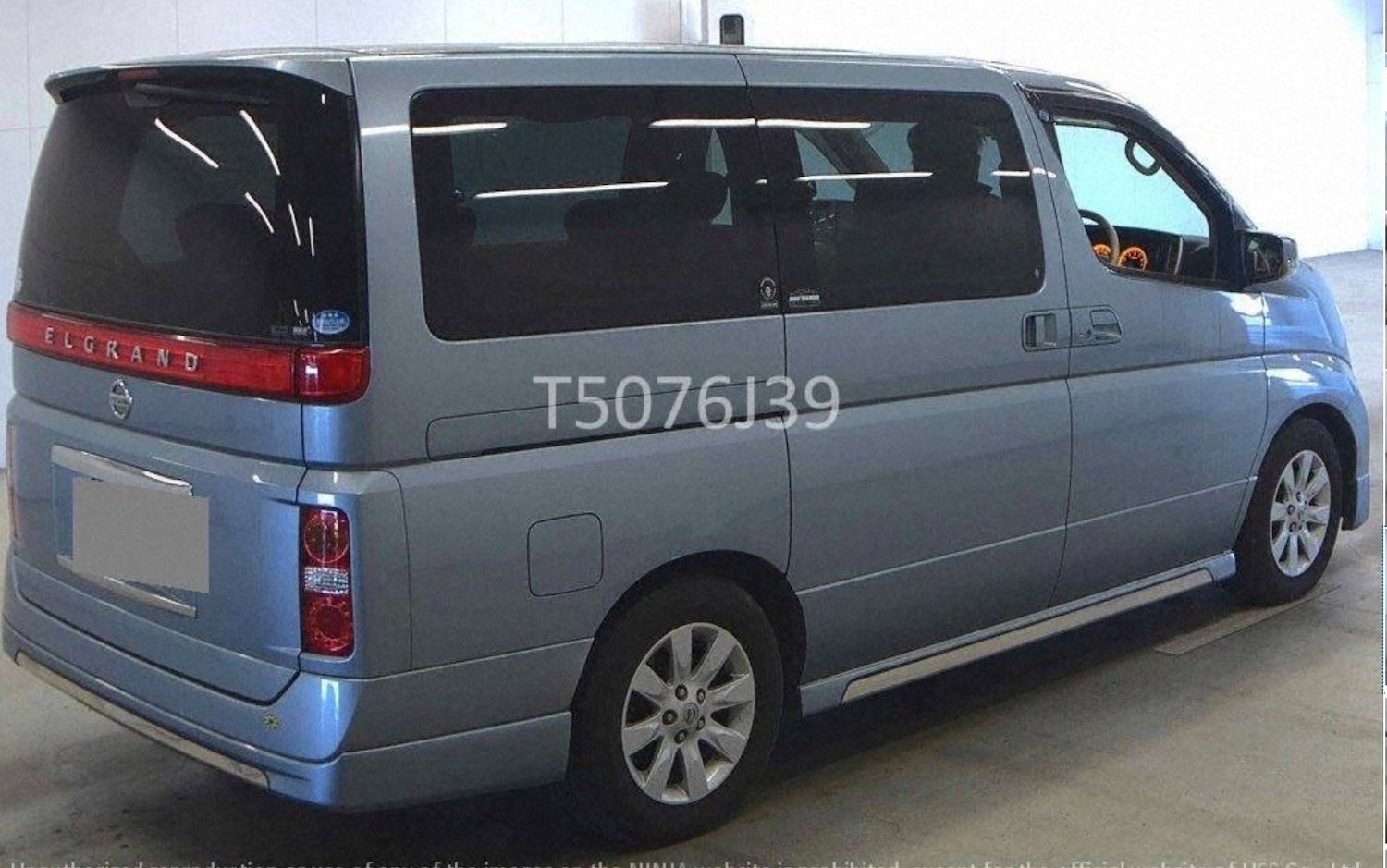 Used Nissan Elgrand 2005 for sale - 77388332: Photo 4