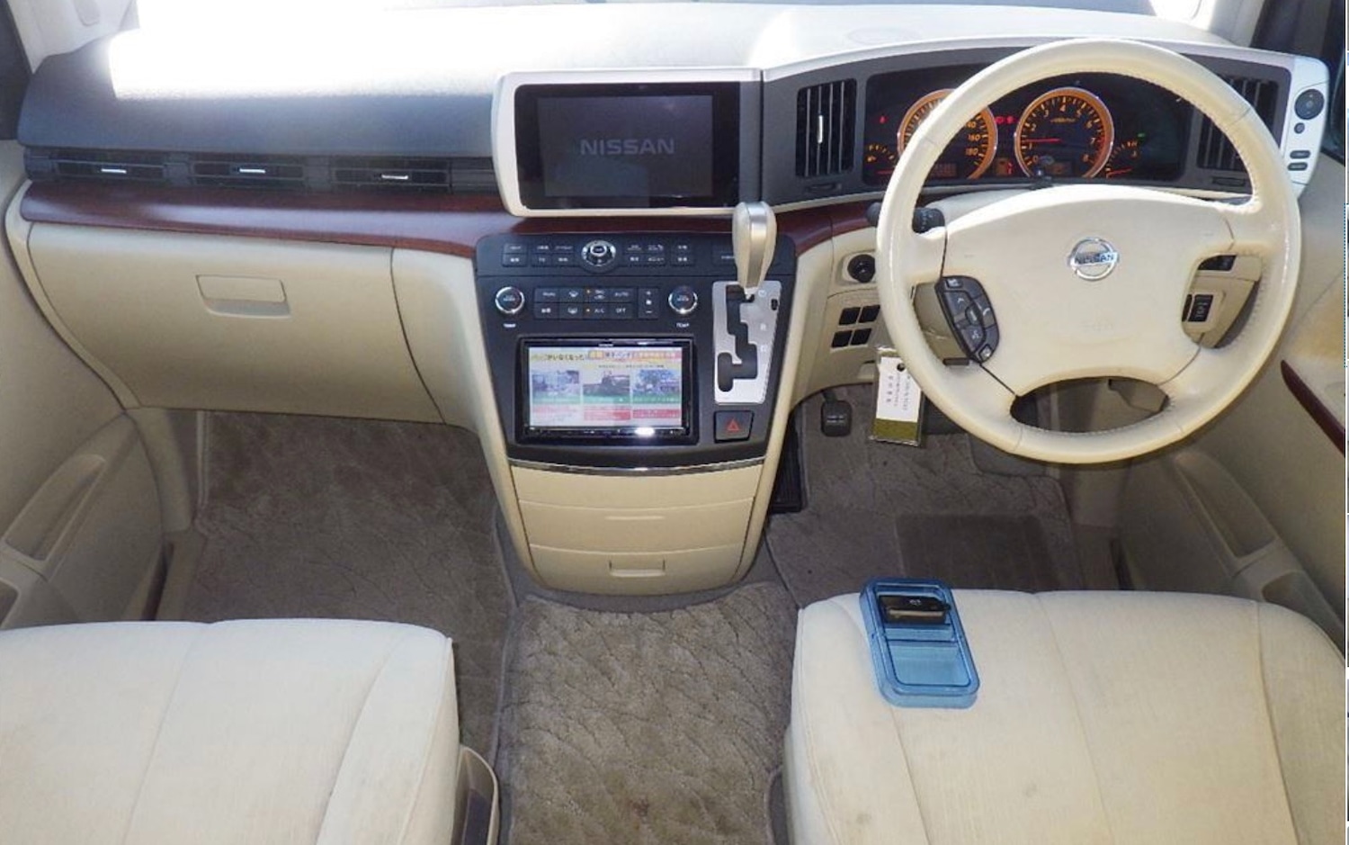 Used Nissan Elgrand 2005 for sale - 77388332: Photo 5