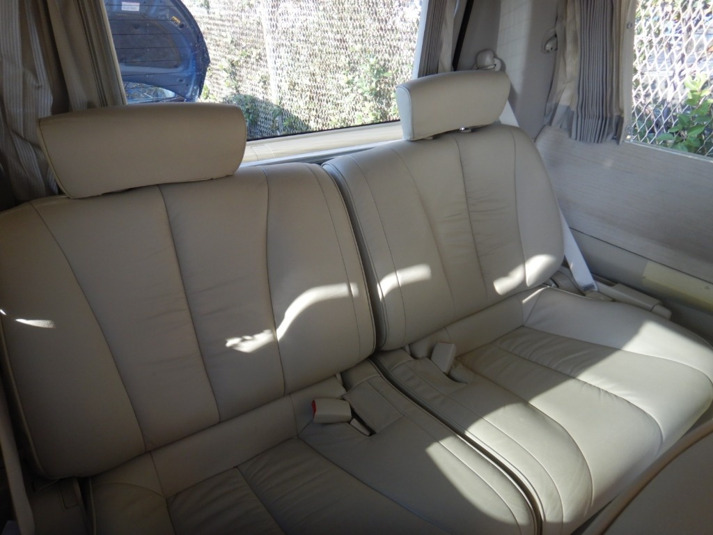Used Nissan Elgrand 2010 for sale - 76682534: Photo 11