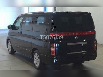Used Nissan Elgrand 2010 for sale - 76682534: Photo