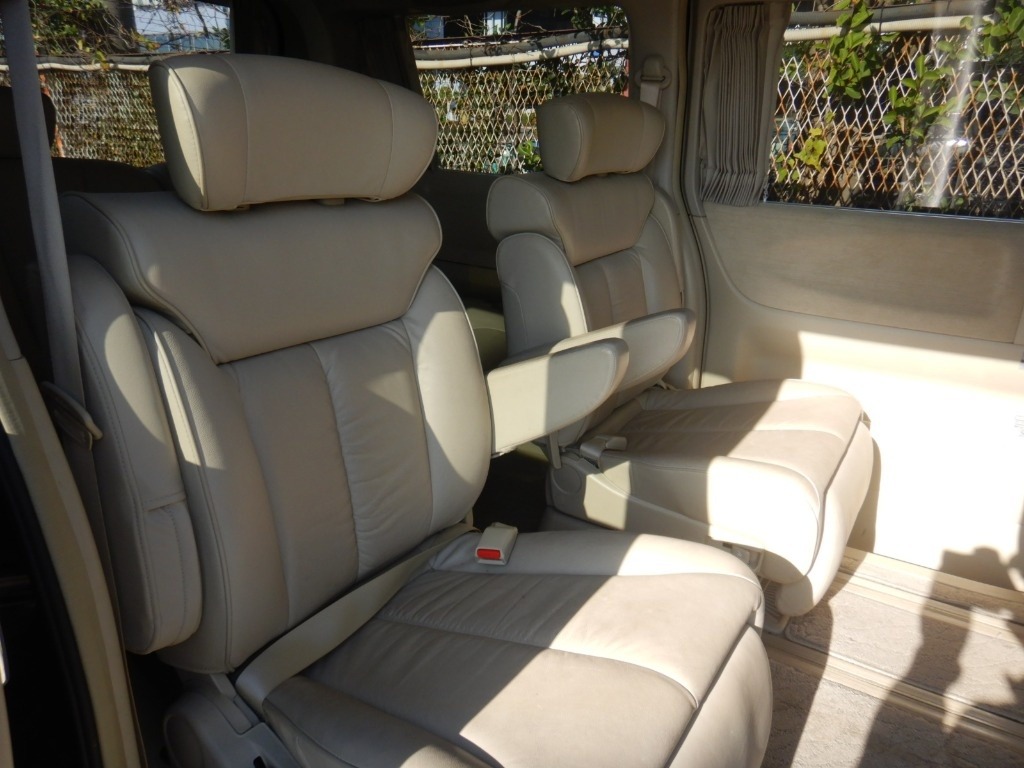 Used Nissan Elgrand 2010 for sale - 76682534: Photo 7