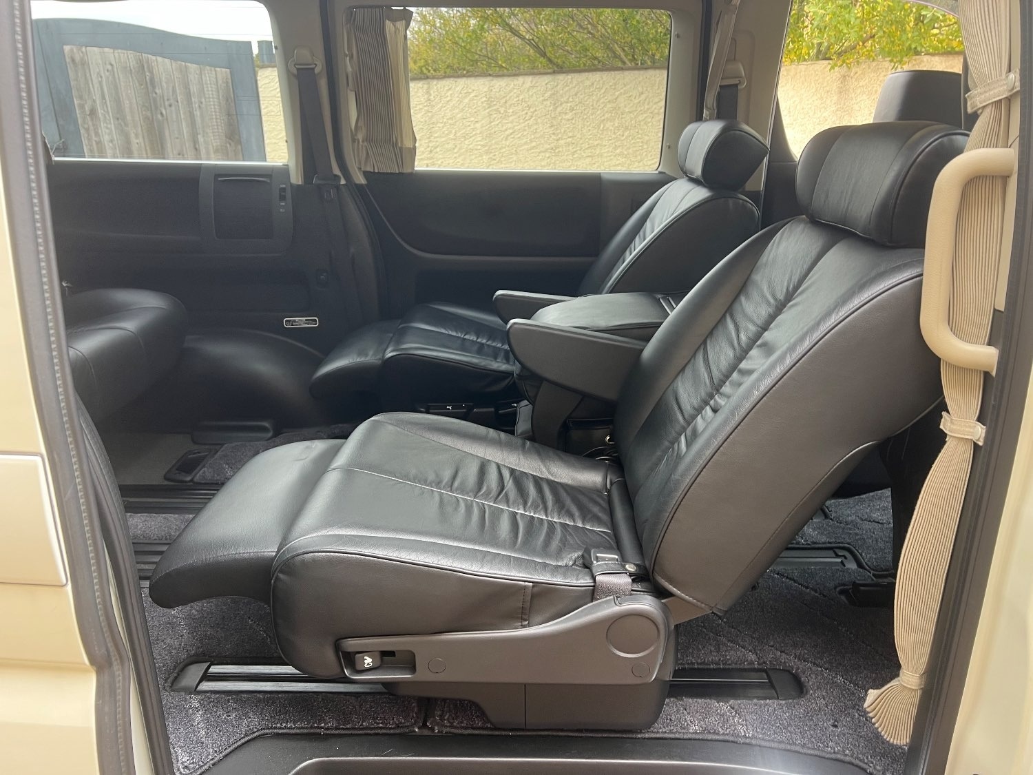 Used Nissan Elgrand 2008 for sale - 75356786: Photo 11