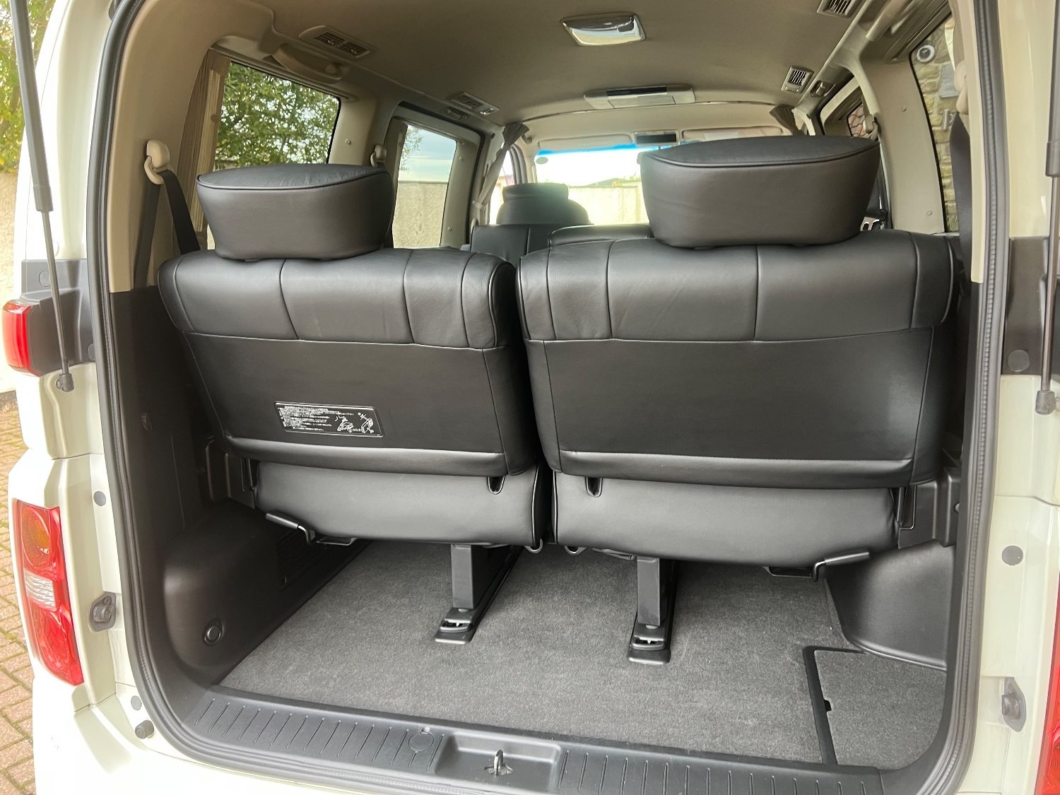 Used Nissan Elgrand 2008 for sale - 75356786: Photo 15