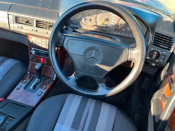 Used Mercedes-Benz SL 1994 for sale - 58833536: Photo 11