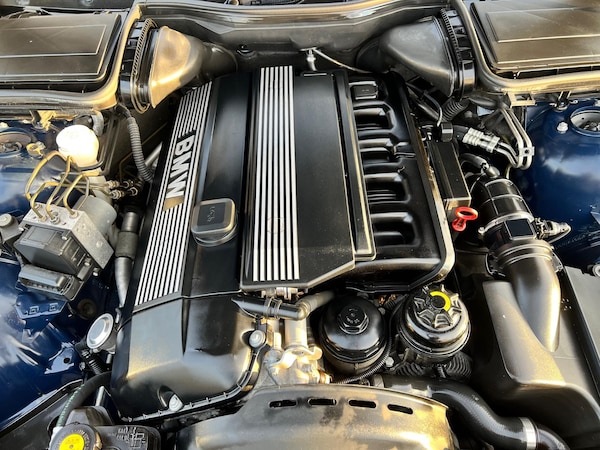 Used BMW 5 Series 2010 for sale - 58833731: Photo 20
