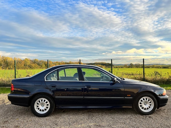 Used BMW 5 Series 2010 for sale - 58833731: Photo 6