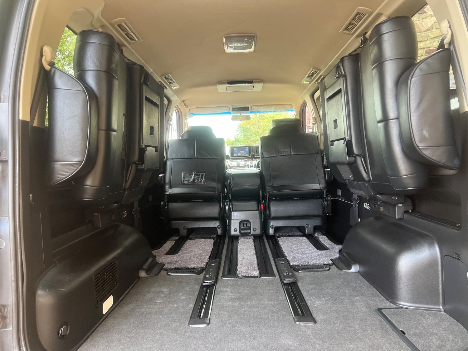 Used Nissan Elgrand 2008 for sale - 74791012: Photo 17