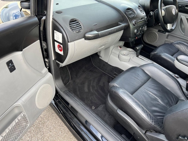 Used Volkswagen Beetle 2002 for sale - 67619617: Photo 13