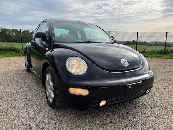 Used Volkswagen Beetle 2002 for sale - 67619617: Photo 2