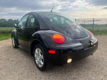Used Volkswagen Beetle 2002 for sale - 67619617: Photo