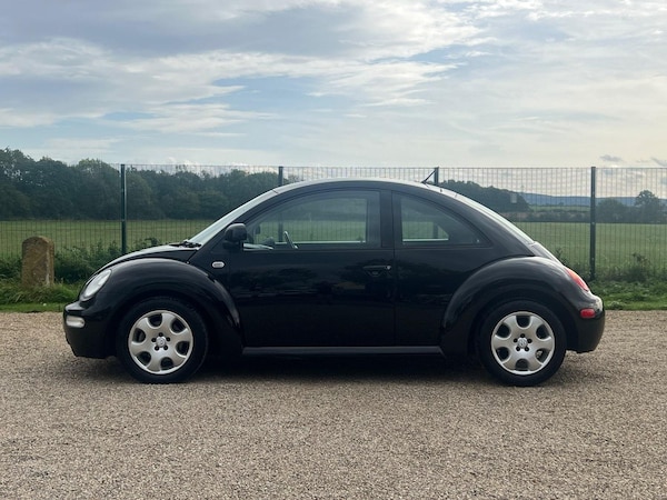 Used Volkswagen Beetle 2002 for sale - 67619617: Photo 5