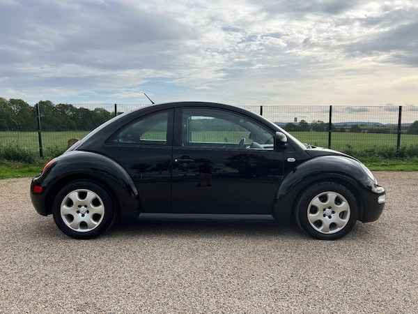 Used Volkswagen Beetle 2002 for sale - 67619617: Photo 6