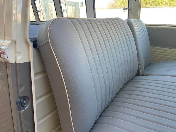 Used Volkswagen Transporter for sale - 59544319: Photo 93