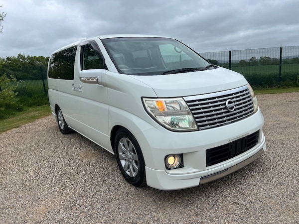 Used Nissan Elgrand 2006 for sale - 73230889: Photo 2
