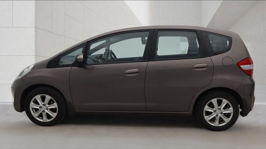 Used Honda Jazz 2011 for sale - 78088365: Photo 5