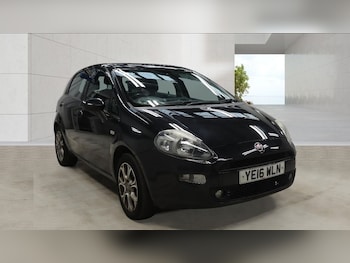 Used Fiat Punto 2016 for sale - 79250140: Photo