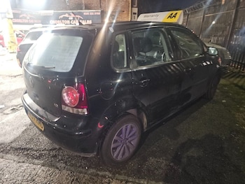 Used Volkswagen Polo 2007 for sale - 77232038: Photo