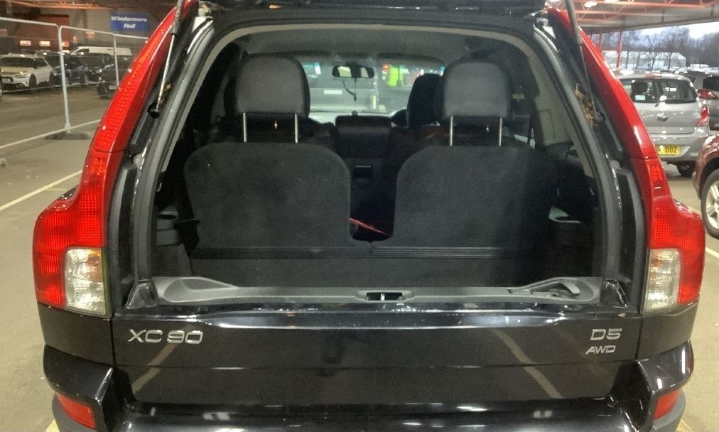 Used Volvo XC90 2010 for sale - 76941610: Photo 16