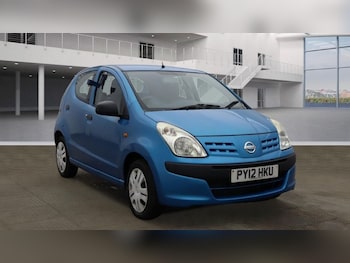 2012 (12) - 1.0 Visia 5dr