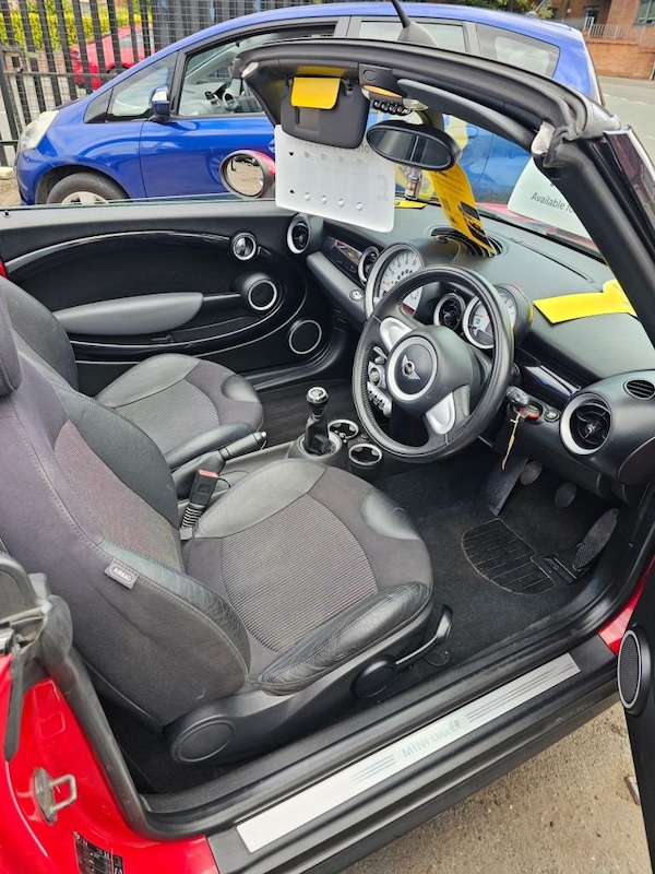 Used MINI Convertible 2009 for sale - 75456312: Photo 13
