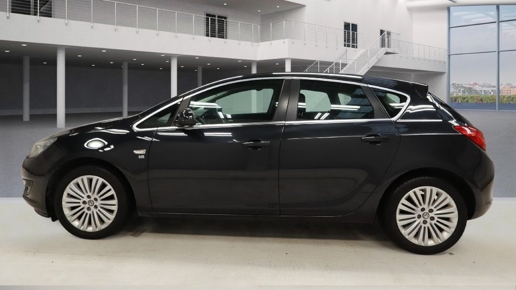 Used Vauxhall Astra 2014 for sale - 77275666: Photo 5