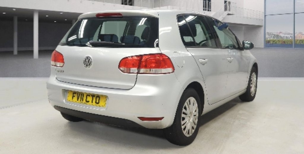 Used Volkswagen Golf 2011 for sale - 77346724: Photo 8