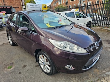 2010 (10) - 1.4 Zetec Hatchback 5dr Petrol Manual (133 g/km, 94 bhp)