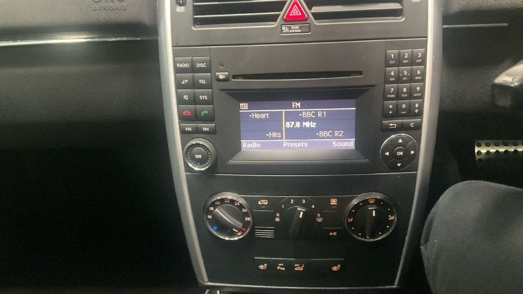 Used Mercedes-Benz B Class 2010 for sale - 77551659: Photo 11